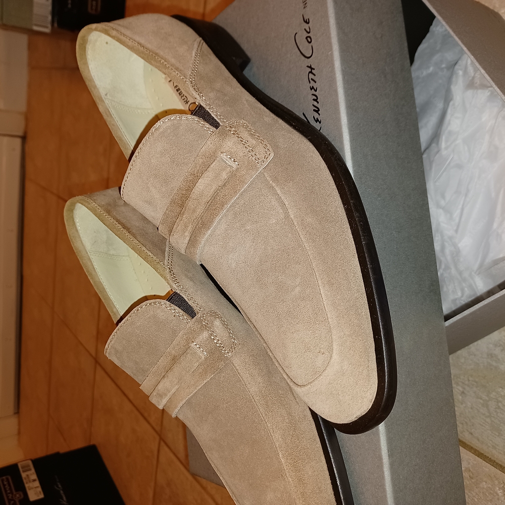 Kenneth Cole Men's Tan Suede Loafers